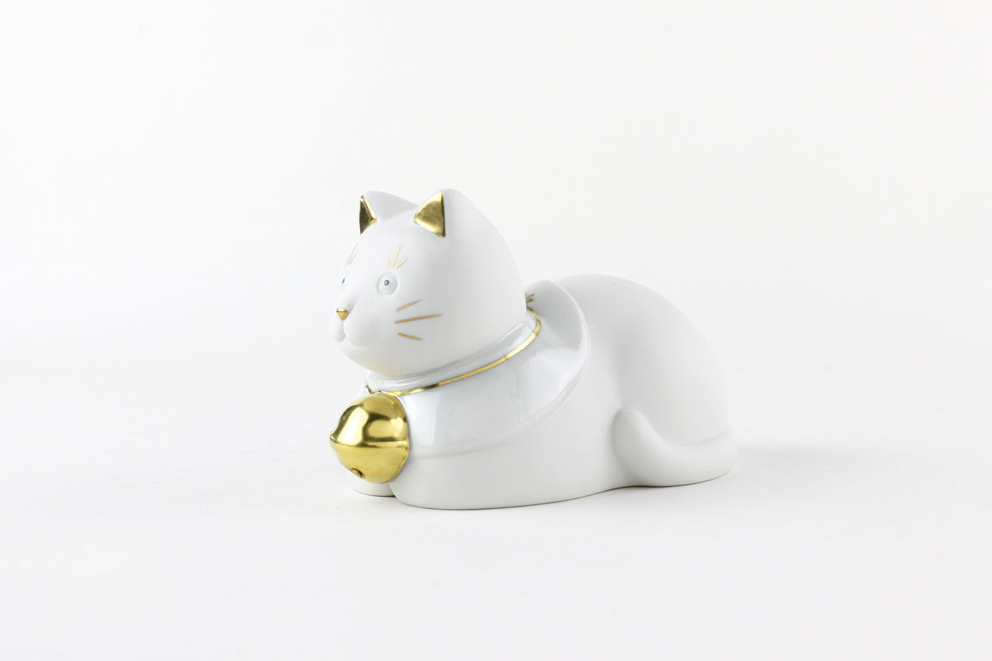 ちょうえもん座猫 金白