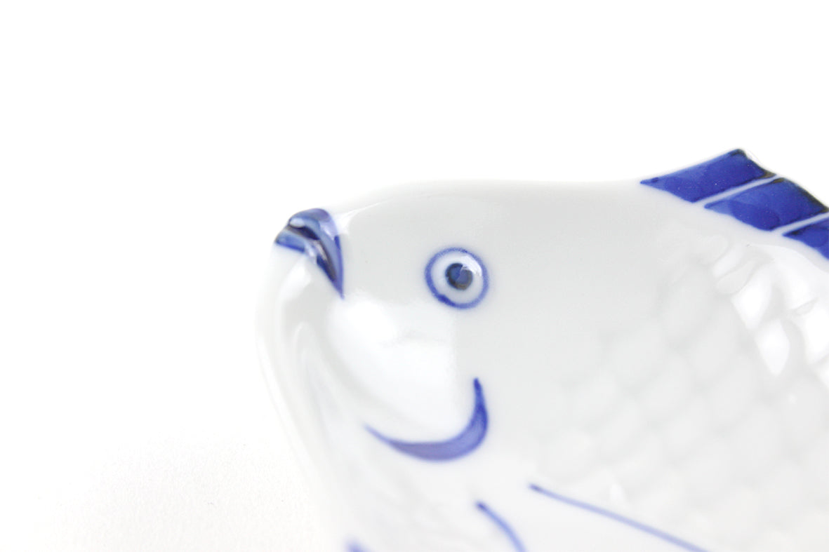 魚皿 染付 – 上出長右衛門窯オンラインショップ