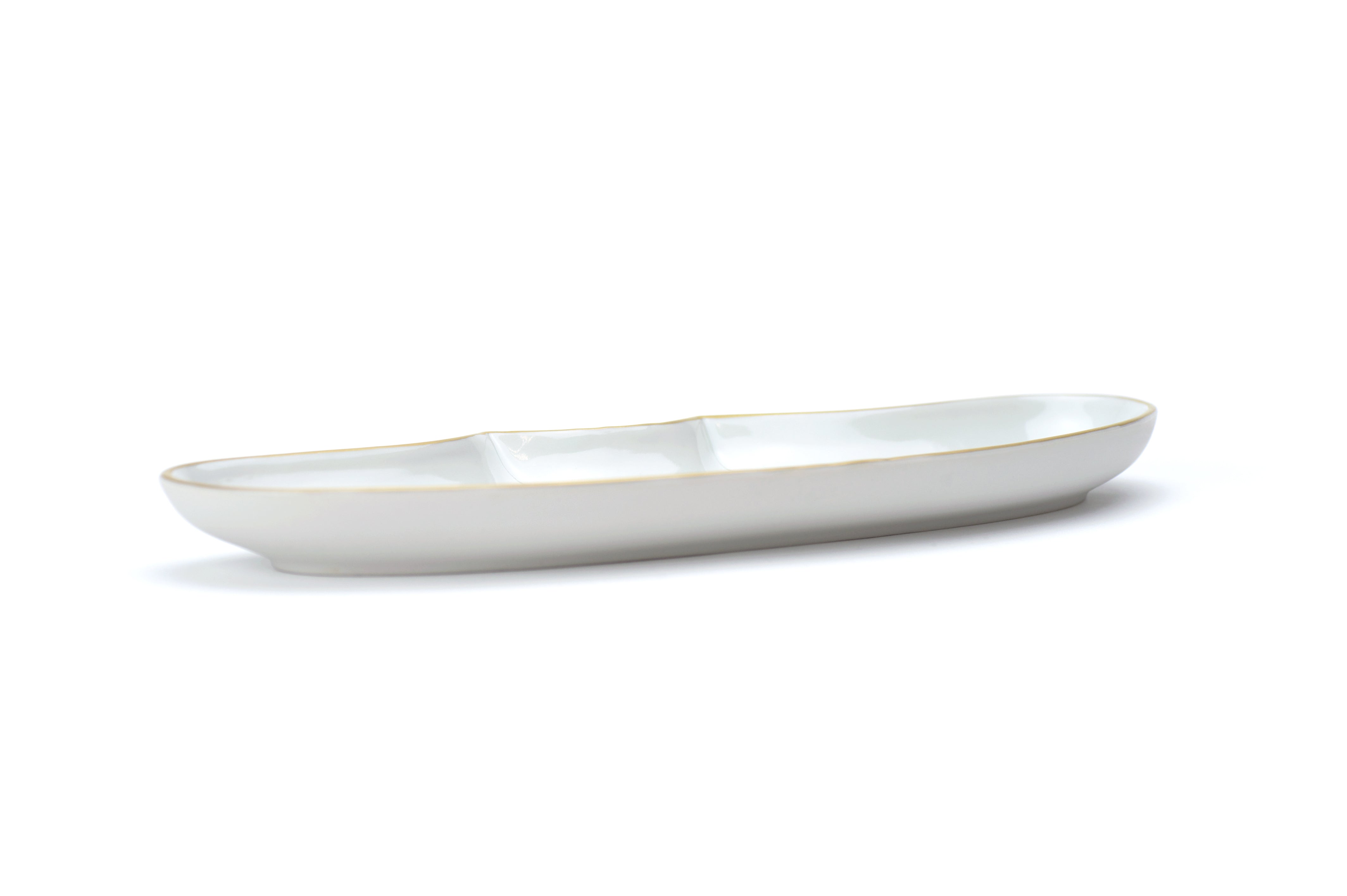 FORMA 長皿 唇型／funny plate MOUTH – 上出長右衛門窯オンラインショップ